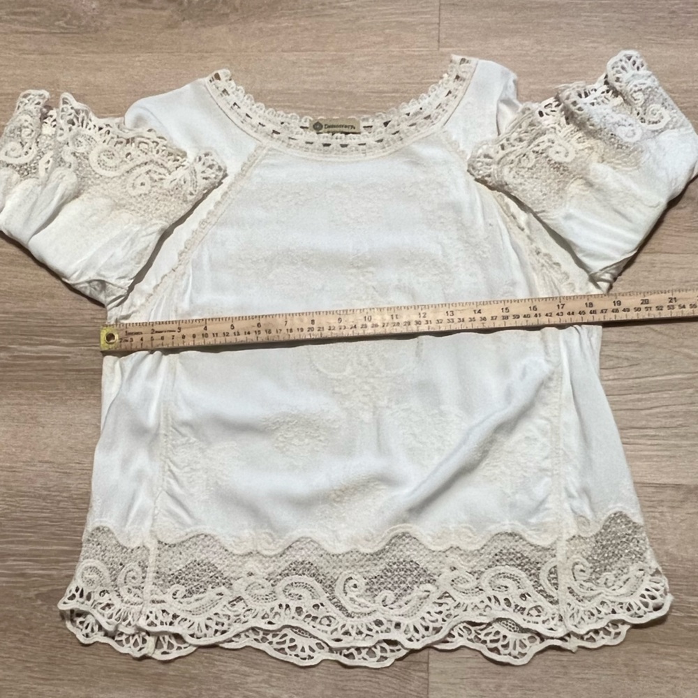 Democracy Embroidered Lace Ivory Color Cotton Blouse XS Boho, Beachy, Flowy - Picture 6 of 10